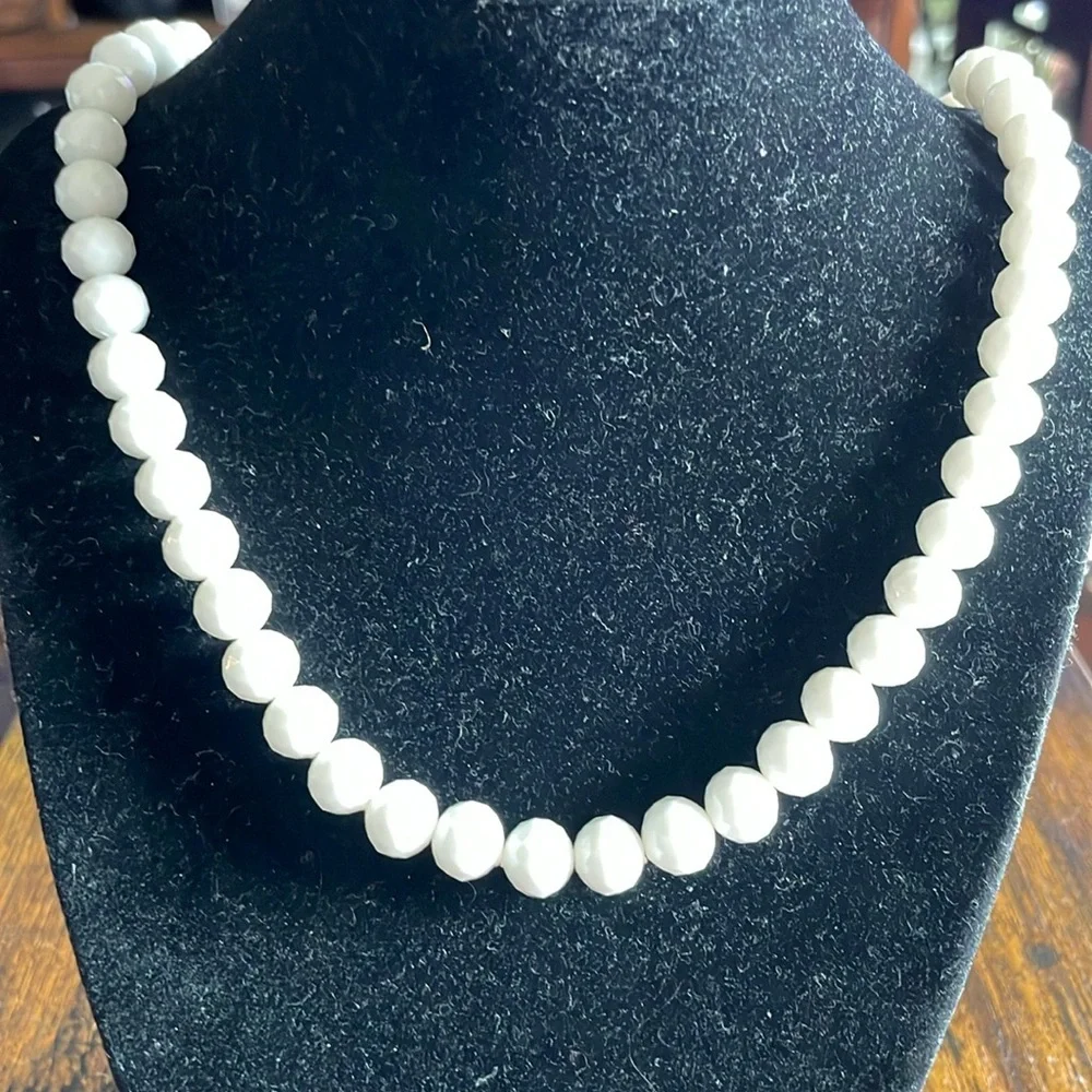 White Faceted Bead Vintage Beaded Necklace